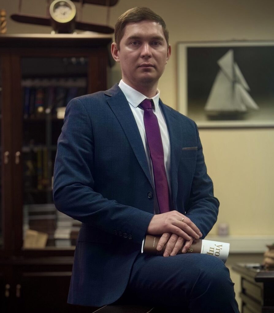 Александр Малов